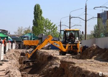 У Миколаєві триває підготовка до нового опалювального сезону: в Інгульському районі модернізують тепломережу »