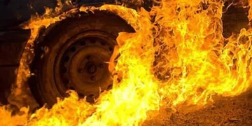 У Нікополі росіяни атакували вантажівки: водій загинув