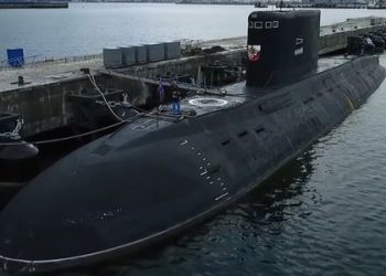 У Северодвінську росіяни вивели з дока атомний підводний човен «Хабаровськ» | Політика