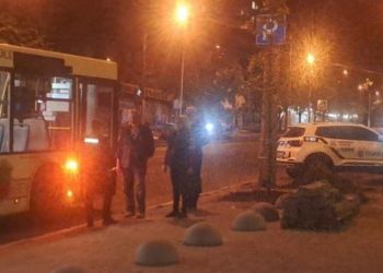 У Запоріжжі пасажир напав на водія автобуса: що відомо