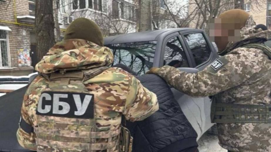 У Запоріжжі військовий налагодив продаж зброї з фронту, – СБУ