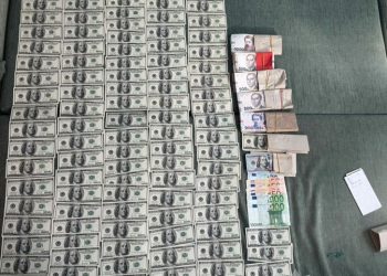 У Запоріжжі викрили трьох шахраїв, які “освоювали” гуманітарні мільйони
