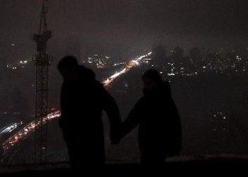 Україні буде складно пережити зиму через нерішучість союзників протистояти РФ – Bloomberg | Політика