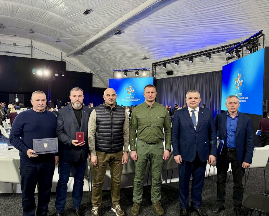 Відзначені міста-герої України на Дніпропетровщині 