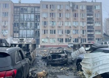 Вечерняя атака БпЛА на Одессу: есть попадание в жилую многоэтажку, пострадали люди (обновлено)