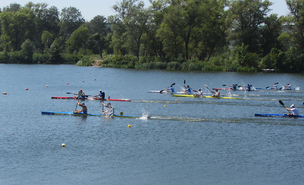 Веслувальники з Полтавщини здобули 45 комплектів нагород на Чемпіонаті України серед молоді та юніорів • Веслування •
