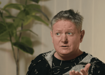 Ви нізащо не здогадаєтесь, хто реальна дружина Євгена Сморигіна з “Дизель Шоу”: не Віка Булітко | Шоубизнес