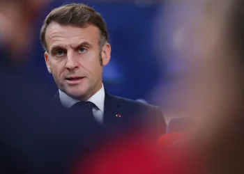 Відносини України та РФ – Макрон підтвердив відновлення діалогу з Росією – новини Україна – Світові новини