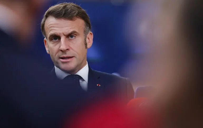 Відносини України та РФ – Макрон підтвердив відновлення діалогу з Росією – новини Україна – Світові новини