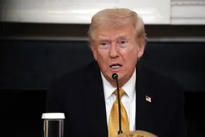 Війна США та Ірану - бойові дії тривають понад чотири тижні попри прогнози Трампа 3