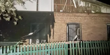 Внаслідок ворожих атак на Дніпропетровщину поранено двох людей