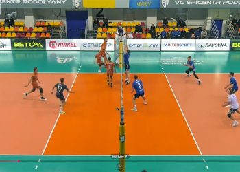 Волейбольна «Решетилівка» програла команді «МХП-Ладижин» • Волейбол •