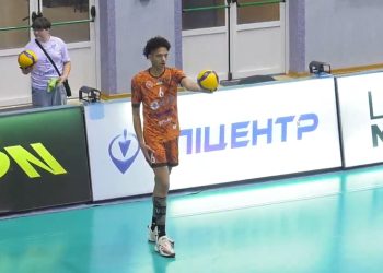 Волейбольна «Решетилівка» програла пёрший півфінальний матч «Епіцентру-Подолянам» • Волейбол •