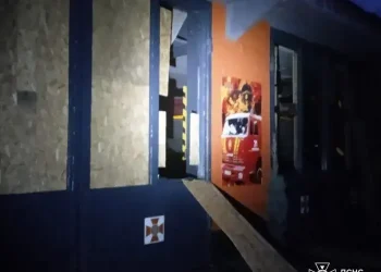 Ворог вдарив по будівлі підрозділу ДСНС на Синельниківщині