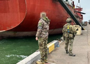 Вывозило зерно из Крыма: в Одессе арестовали судно ‘теневого’ флота РФ