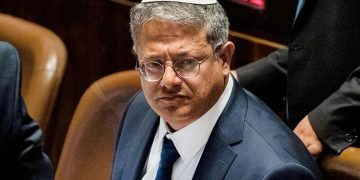 ЄС та США засудили Ізраїль за відео зі зв’язаними активістами | Політика