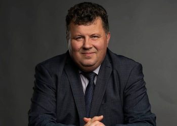 За час повномасштабного вторгнення нам вдалося зберегти колектив університету – Володимир Бугров | Політика