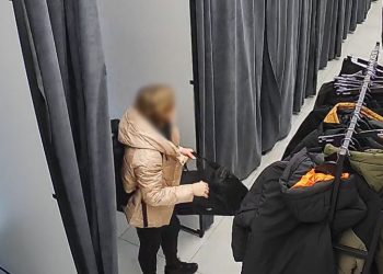 Запоріжанка поцупила чоловічий одяг на майже 11 тис. грн – деталі