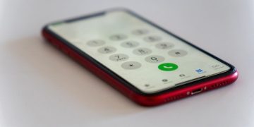 Запоріжанка віддала пів мільйона шахраям з фейкової СБУ: деталі схеми