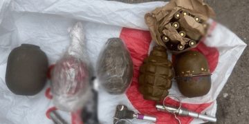Запоріжанка заробляла на гранатах та набоях – подробиці від поліції