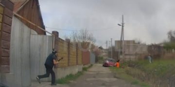 Запоріжцю оголосили підозру за напад на патрульних із сокирою