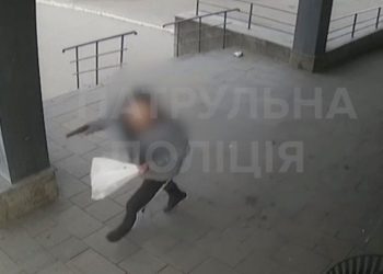 Запорізький патрульний застосував зброю під час затримання військових у СЗЧ: є загиблий