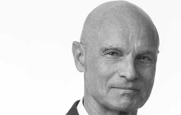 Зарубіжні активи "Лукойл" - підрозділ викупає компанія, власник якої товаришує з Путіним 1