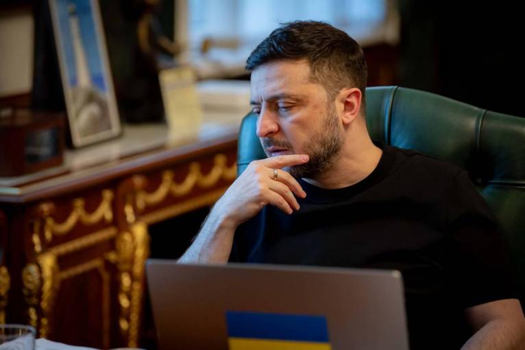 Зеленський підтвердив: “Військовий збір діятиме й після війни”