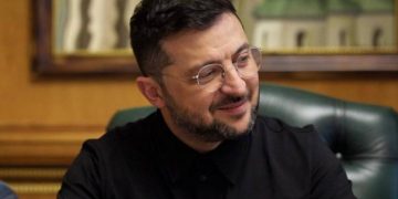 Зеленський: “Росія шукає керівництво України, але марно” 