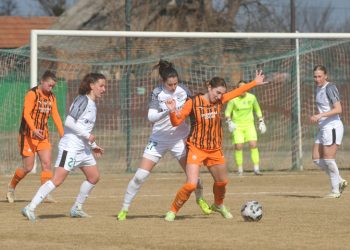 Жіноча «Ворскла» програла «Шахтареві» • Футбол •